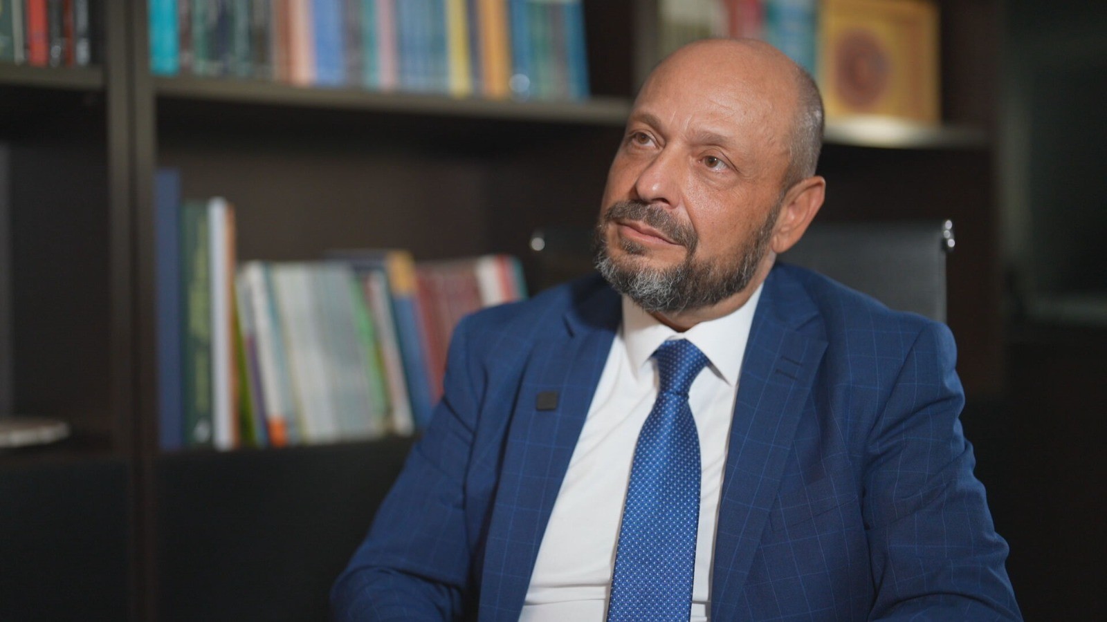 Missão é sanear e tirar 'pecha de corrupção' do INSS, diz novo presidente do órgão em segundo dia no cargo