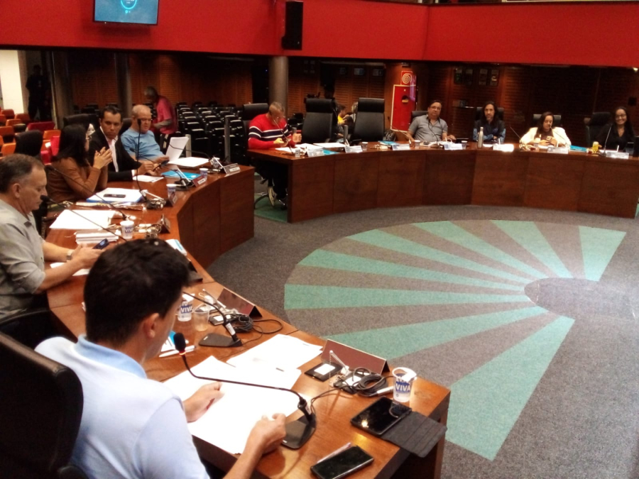 Câmara Municipal aprova três Projetos de Lei, mas proposta das emendas impositivas continua fora da pauta