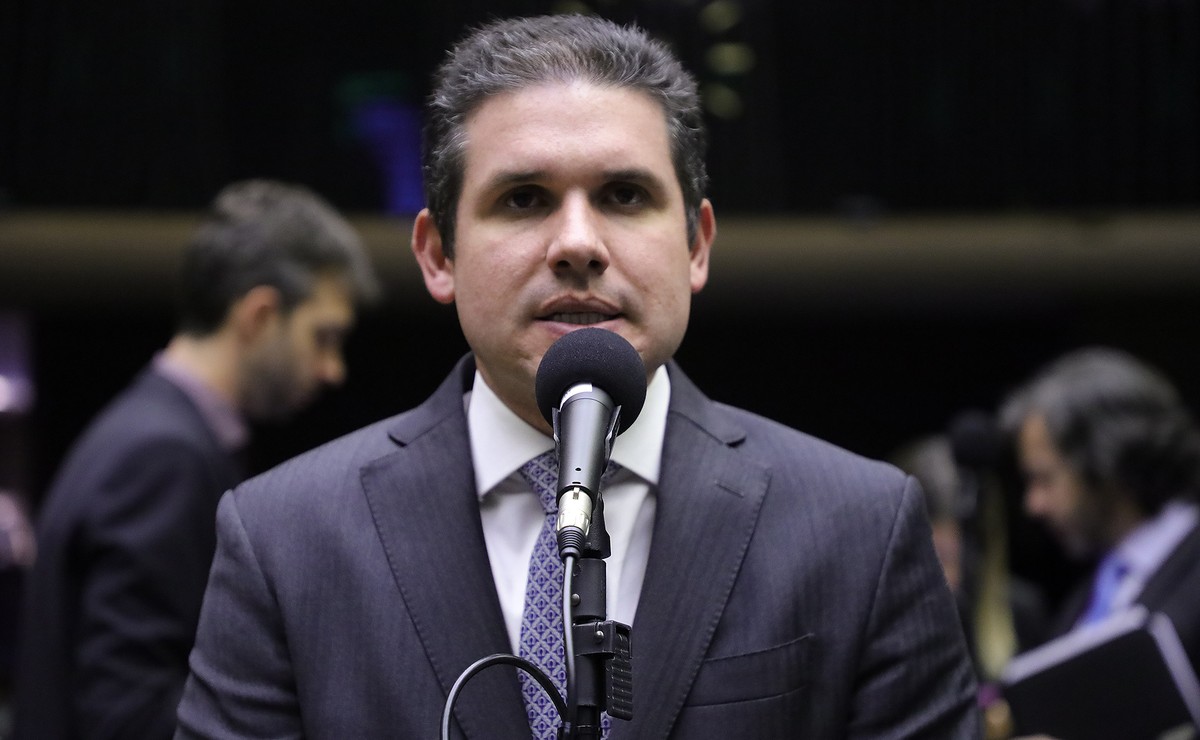 PT se reúne nesta quarta e pode definir apoio a Hugo Motta para presidir a Câmara